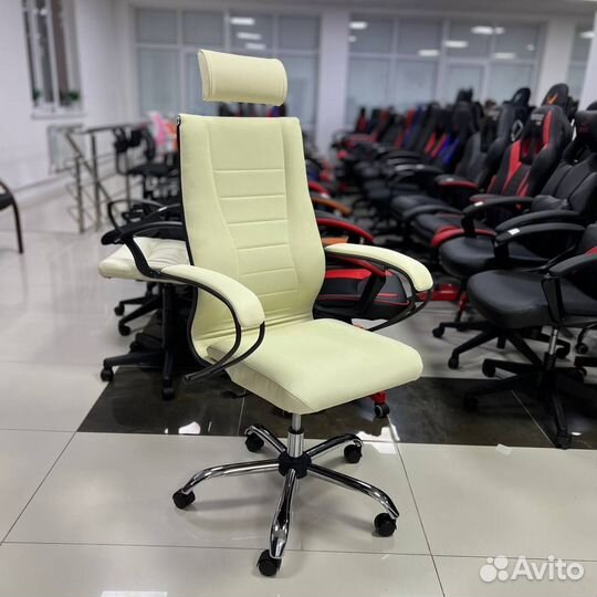 Компьютерное кресло Metta Комплект 32 (цвета)