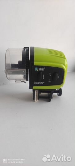 Автоматическая кормушка для рыб