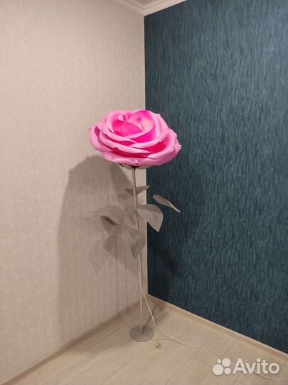 Торшер Роза из изолона светильник