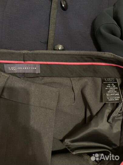 Комплект фирменной женской одежды