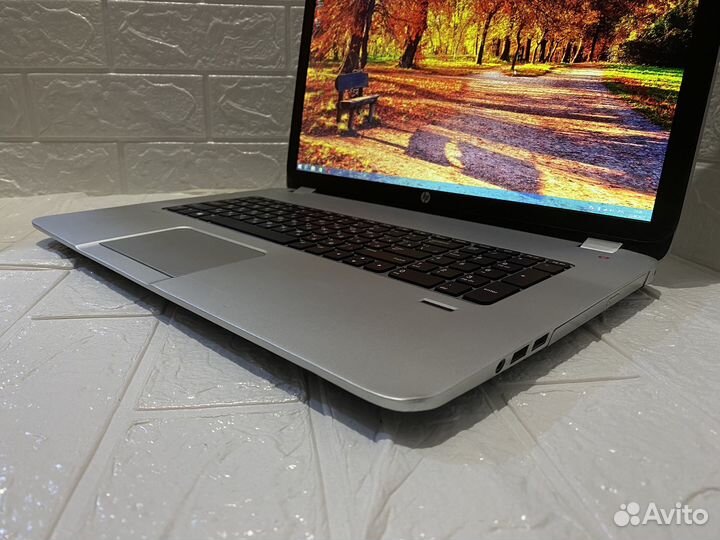 Ноутбук HP 17-j005er i7-4702MQ