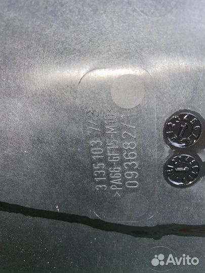 Диффузор радиатора Volvo V50 MV43 MW 3135103743