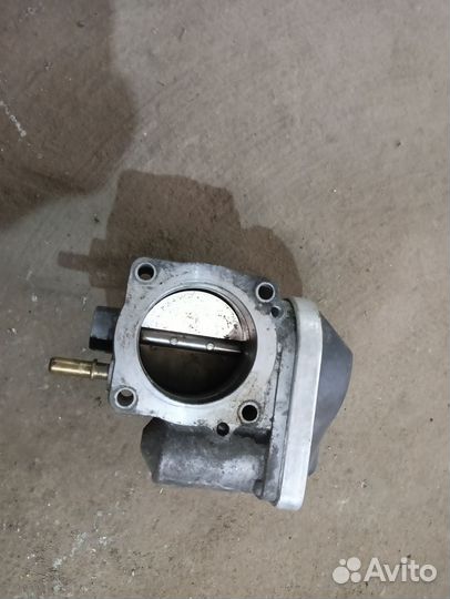 Дроссельная заслонка K4M Renault 8200190230