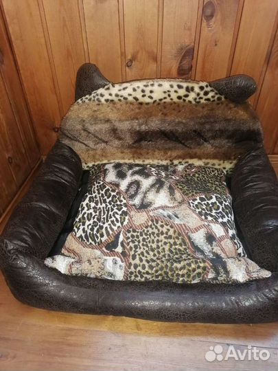 Лежанка для собак и кошек