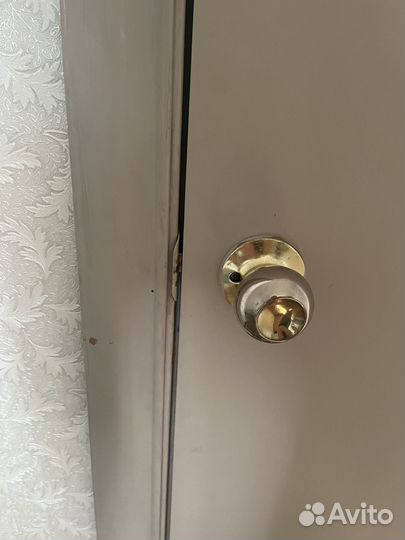 Дверь межкомнатная 800 на 2000 бу