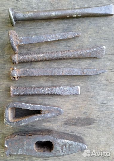 Старинные кованые изделия