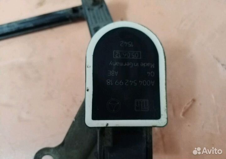 Датчик угла наклона фар мерседес А 0045429918