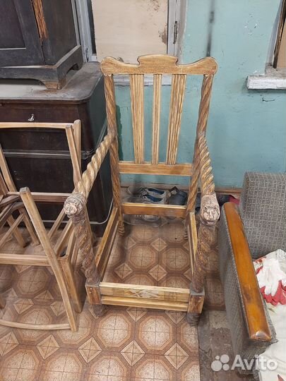 Реставратор мебели