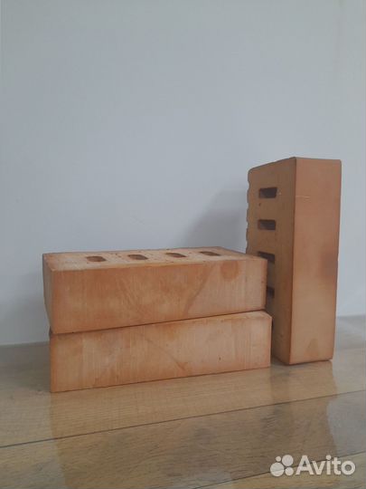 Керамический рядовой кирпич