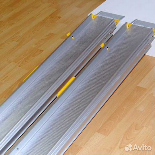 Пандус телескопический переносной