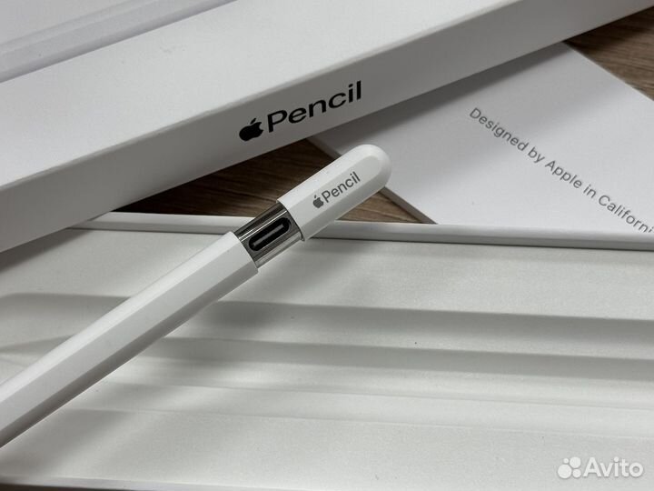 Apple Pencil (USB-C) почти новый