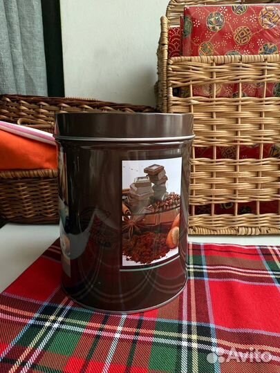 Банка круглая для чая и кофе жестяная 1000 мл