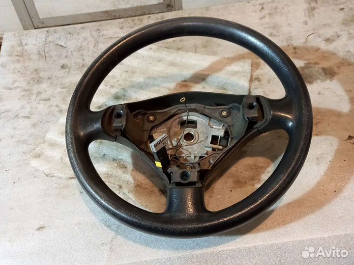 Руль Peugeot 307