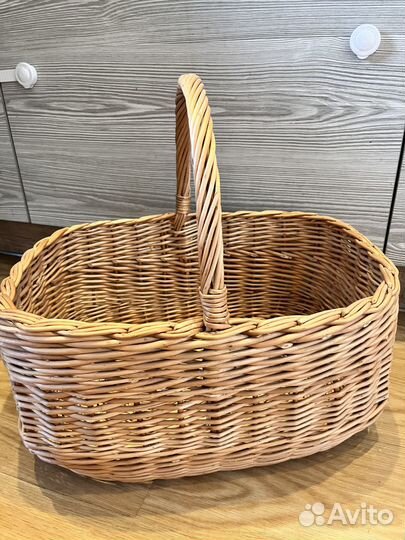 Корзина плетеная