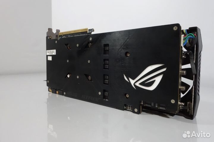 Видеокарта Asus GeForce GTX 1080 Ti strix OC