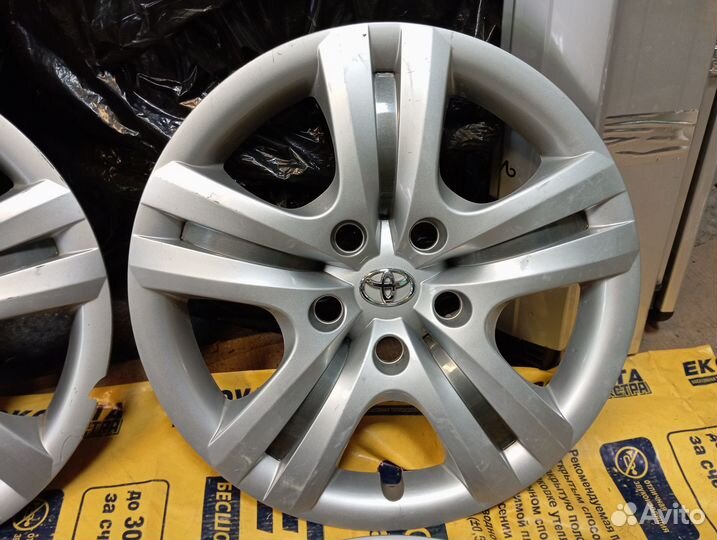 Колпаки на колеса r 16 toyota