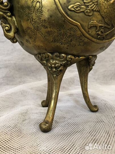 Бронзовая курительница