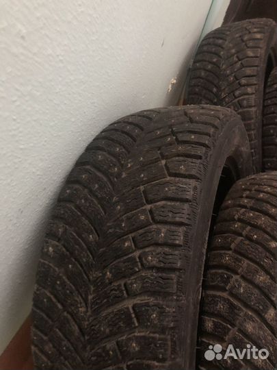 Michelin Latitude X-Ice North 2 + 215/55 R17