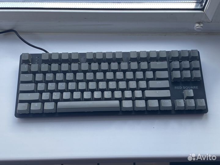 Red square keyrox tkl