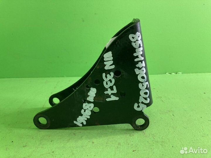 Кронштейн кабины MAN TGA