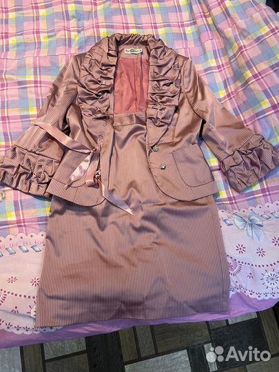 Костюм женский