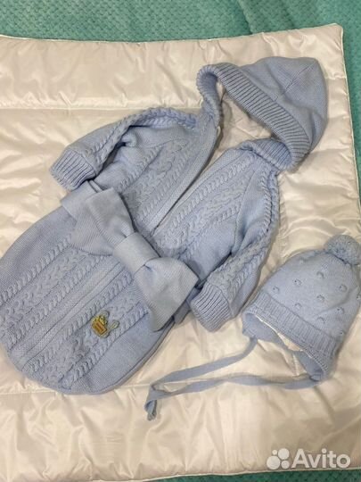 Вязаный комплект на выписку