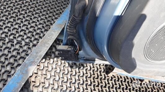 Дверь задняя правая ford C-MAX 1 (LUK15FT01)