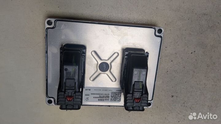 Блок управления двигателем Chevrolet Volt, 2017