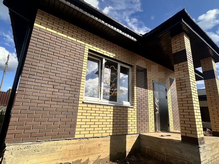 Коттедж 125 м² на участке 8 сот.