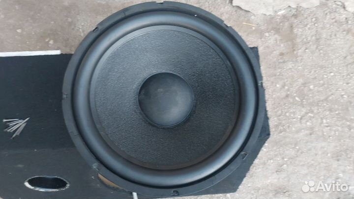 Сабвуфер и колонки