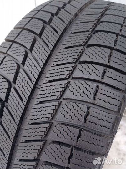 Michelin X-Ice 3 245/45 R18 100H