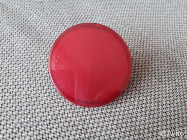 Отражатель на бампер Toyota corolla 150