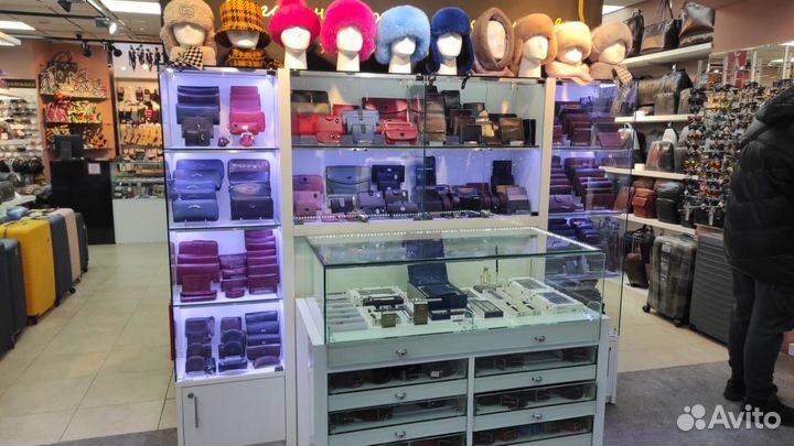 Продавец-консультант