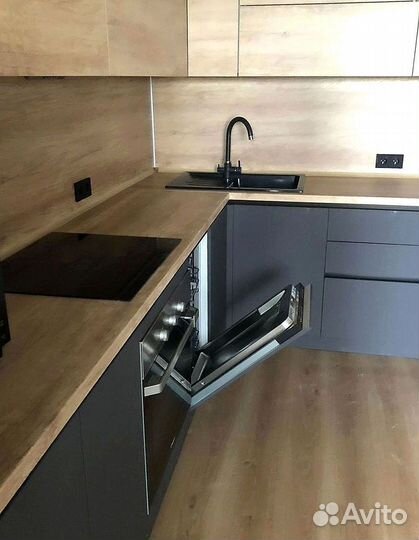 Кухонный гарнитур угловой