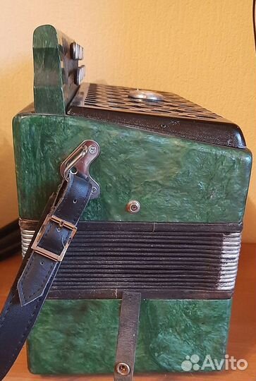 Гармонь Чайка 3