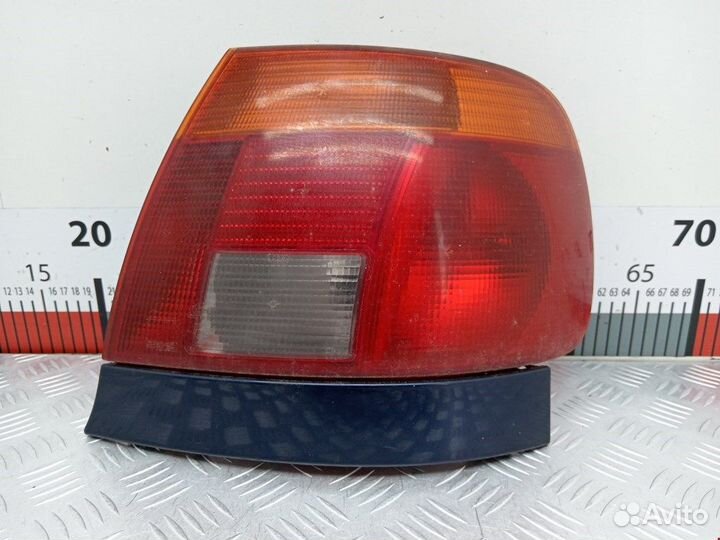 Фонарь задний для Audi A4 B5 8D0945112A