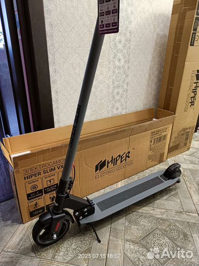 Электросамокат Hiper Slim VX561 новый