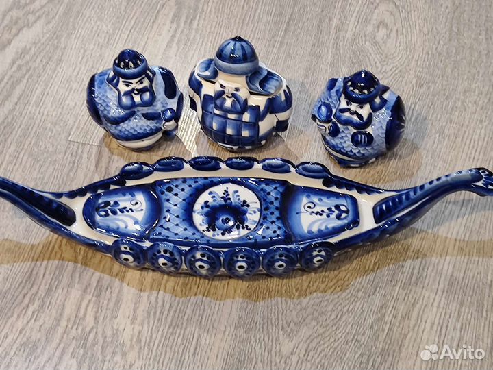 Фарфоровая посуда гжель