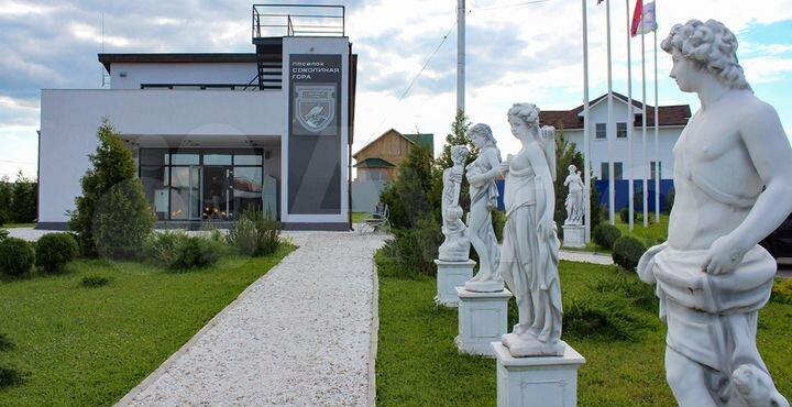 Дом 185 м² на участке 6 сот.