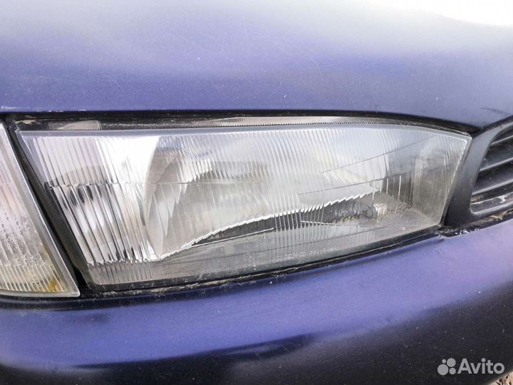 Фара правая Subaru Legacy 1994-1998