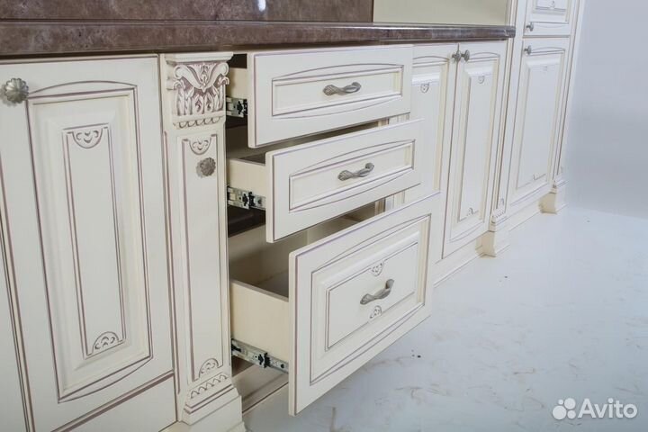 Кухня Афина 25 (4,7 м) крем/фиолетовая патина