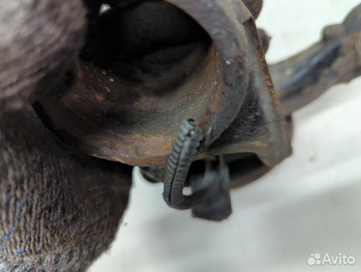 Ступица (кулак, цапфа) левая передняя Citroen C4 Cactus