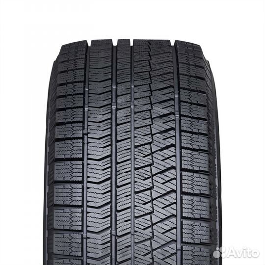 Bridgestone Blizzak Ice 275/35 R18 95S