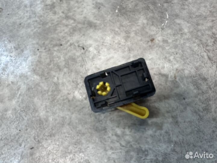 Ручка открывания капота Ford Focus 3 2011-2019