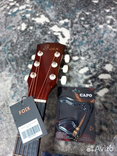 Акустическая гитара новая