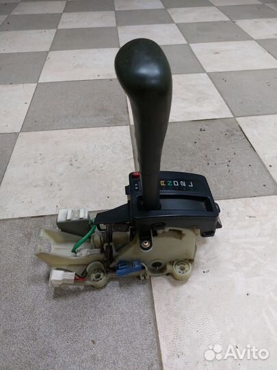 Селектор АКПП toyota Vista