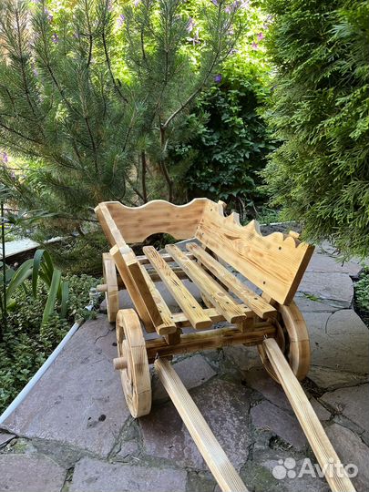 Тележка садовая. Декор для сада