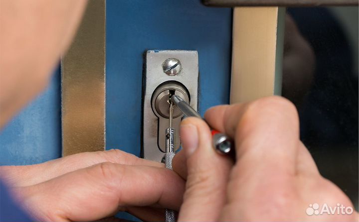 Вскрытие замков. Замена замков.Установка личинки