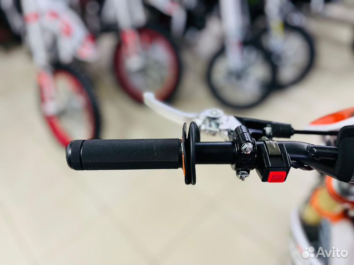 Питбайк sssr atom 125cc 17/14