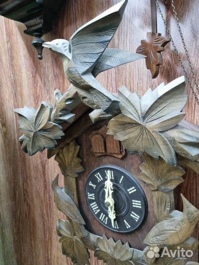 Часы с кукушкой механические